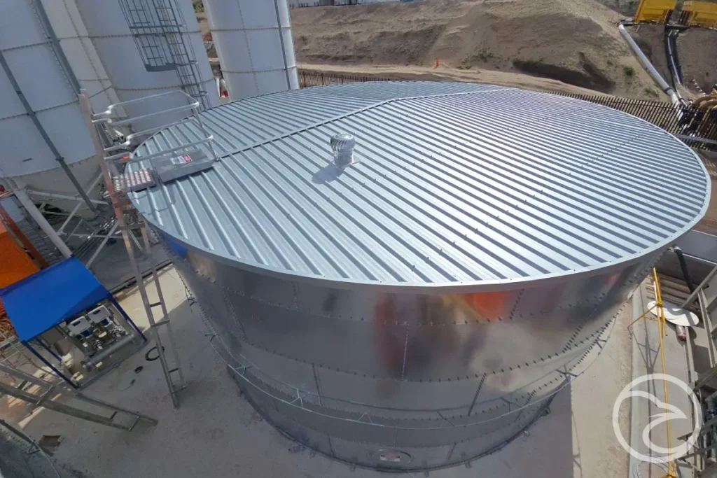 HDG vs stainless steel panel tanks