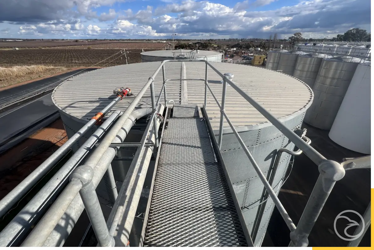 panel water tank for large scale storage